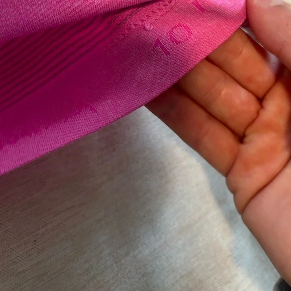 hot pink lululemon swiftly tech top - Picture 4 of 7